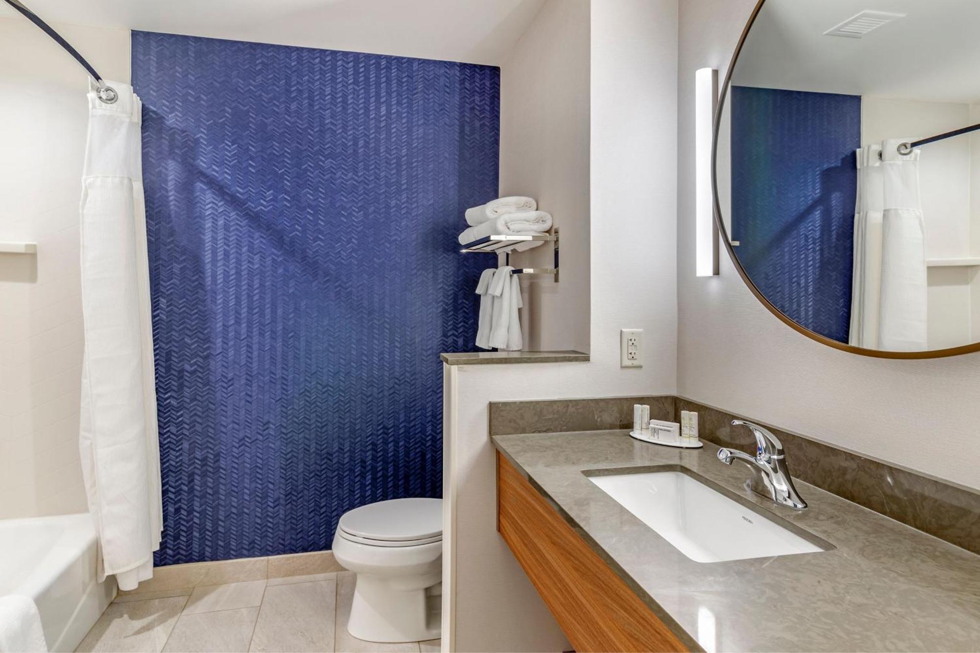 Fairfield Inn & Suites By Marriott הלן מראה חיצוני תמונה