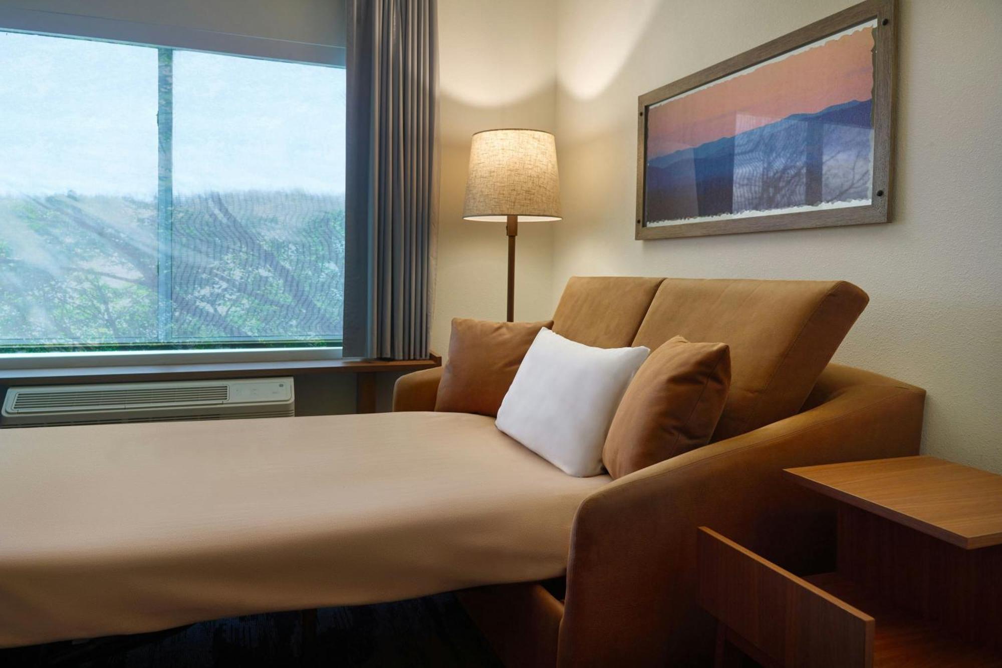 Fairfield Inn & Suites By Marriott הלן מראה חיצוני תמונה
